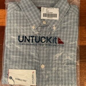 UNTUCKIT SHIRT SIZE SMALL TRADITIONAL FIT NWT